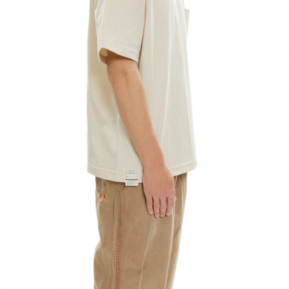 camber pocket tee